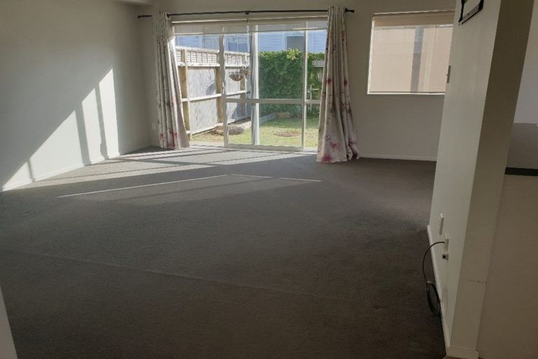 Photo of property in 45d Swanson Road, Henderson, Auckland, 0610