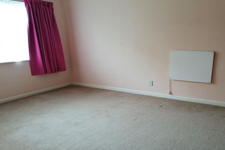 Photo of property in 8a Warrimoo Street, Paraparaumu, 5032