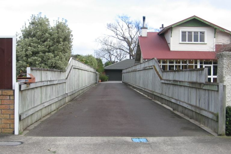 Photo of property in 86 Russell Street, Palmerston North, 4414