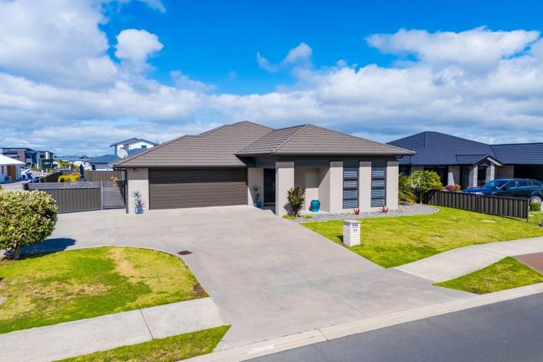 Photo of property in 59 Stace Hopper Drive, One Tree Point, 0118
