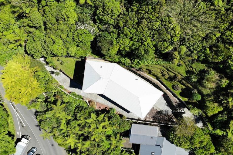 Photo of property in 26 Akatea Road, Korokoro, Lower Hutt, 5012