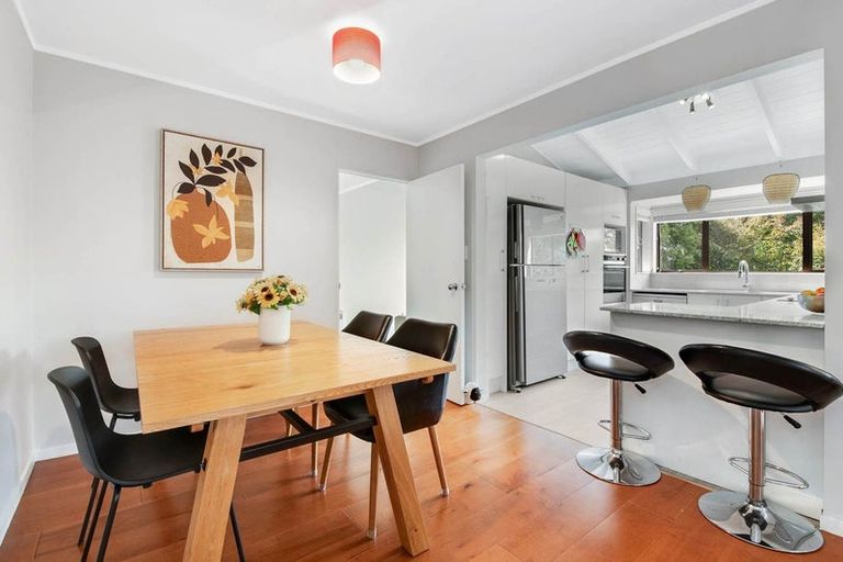 Photo of property in 1/4 Eastwood Rise, Browns Bay, Auckland, 0630