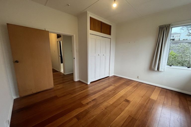 Photo of property in 6 Warwick Street, Wilton, Wellington, 6012