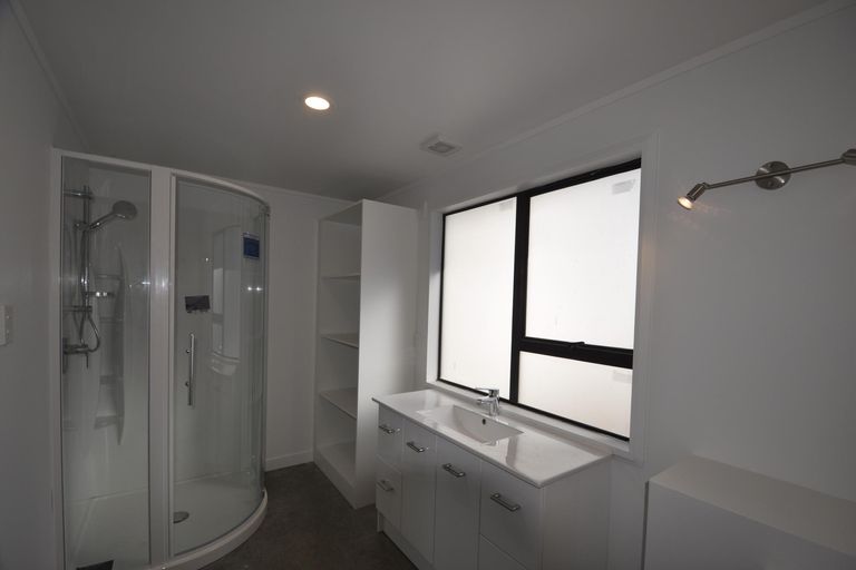 Photo of property in 8 Awatere Place, Snells Beach, 0920