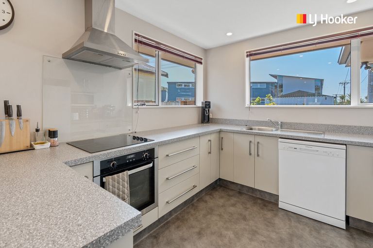 Photo of property in 30 Surrey Street, Caversham, Dunedin, 9012