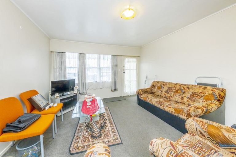 Photo of property in 4/243a Saint George Street, Papatoetoe, Auckland, 2025
