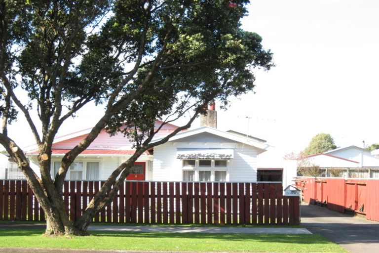 Photo of property in 31 Richmond Street, Fitzroy, New Plymouth, 4312