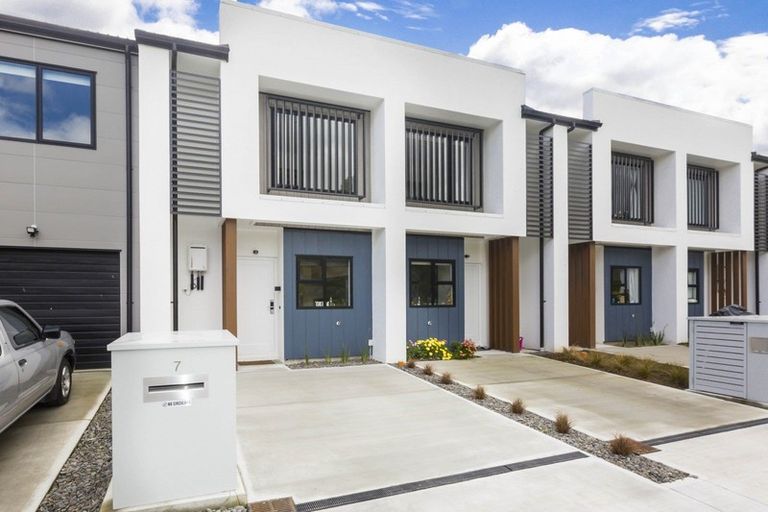 Photo of property in 7 Green Lane, Wallaceville, Upper Hutt, 5018