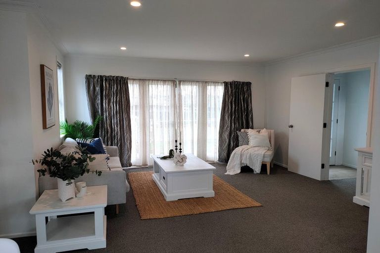 Photo of property in 28 Woodford Avenue, Brookfield, Tauranga, 3110