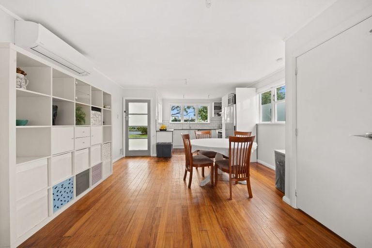 Photo of property in 9 King Street, Carterton, 5713