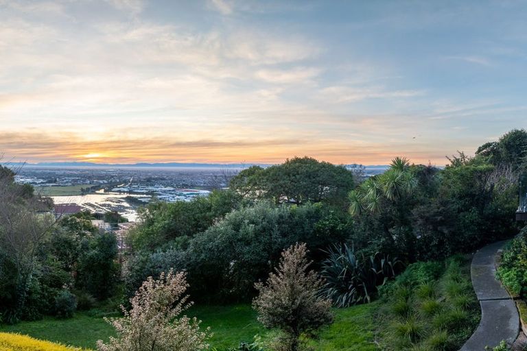 Photo of property in 245 Cannon Hill Crescent, Mount Pleasant, Christchurch, 8081