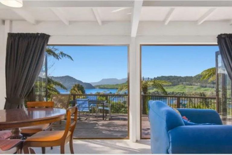 Photo of property in 3 Ridge Road, Lake Okareka, Rotorua, 3076