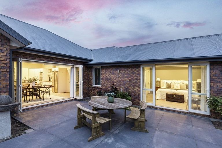 Photo of property in 28 Glen Oaks Drive, Northwood, Christchurch, 8051