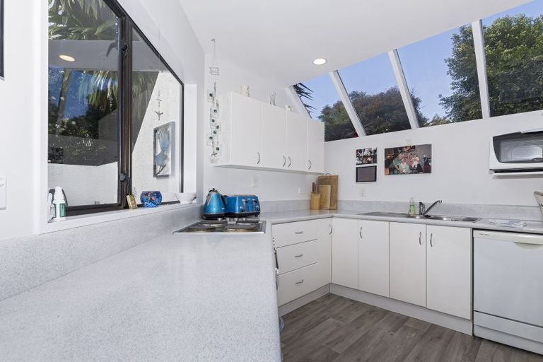 Photo of property in 36 Victory Street, Welcome Bay, Tauranga, 3112