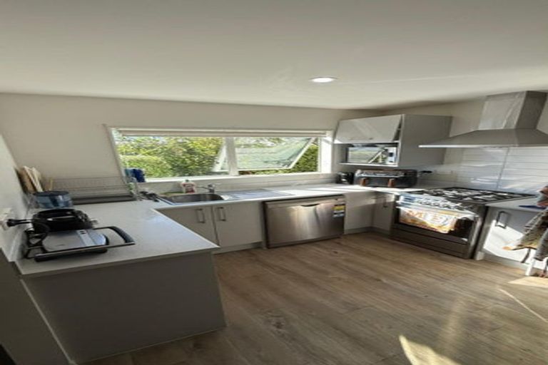 Photo of property in 15 Apple Orchard Way, Sunnyvale, Auckland, 0612