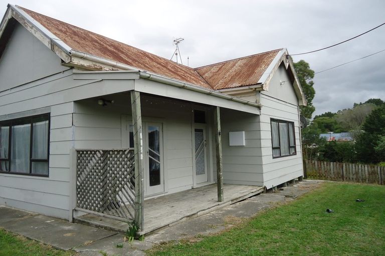 Photo of property in 7 Tamumu Road, Waipawa, 4210