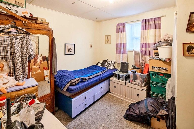 Photo of property in 115 Jamaica Drive, Grenada North, Wellington, 5028