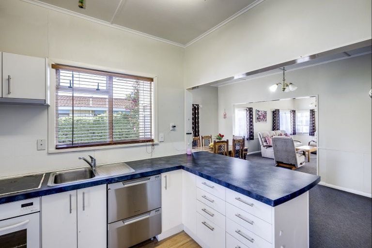 Photo of property in 204 Ikanui Road, Frimley, Hastings, 4120