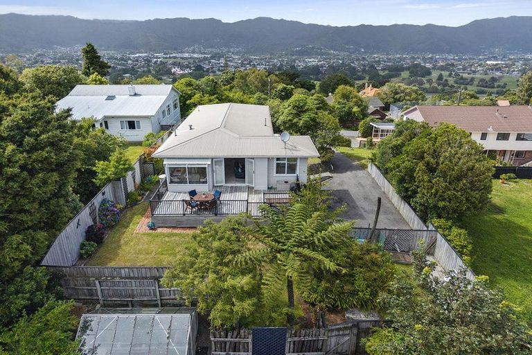 Photo of property in 69 Belmont Terrace, Belmont, Lower Hutt, 5010