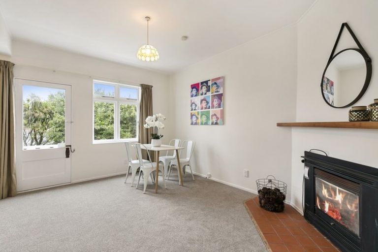 Photo of property in 107 Grant Road, Thorndon, Wellington, 6011