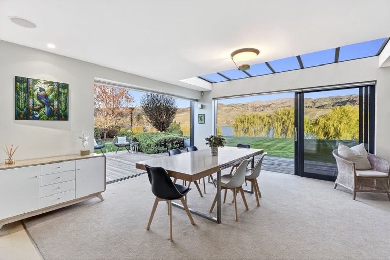 Photo of property in 12 De Bettencor Place, Mount Pisa, Cromwell, 9383