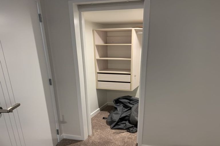 Photo of property in 5 Hea Road, Hobsonville, Auckland, 0616