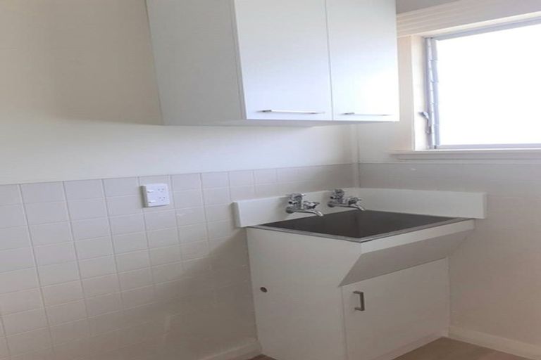 Photo of property in 6-7 Russell Street, Feilding, 4702