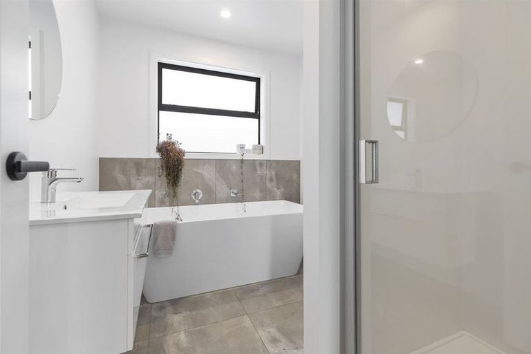 Photo of property in 21 Augusta Rise, Omokoroa, 3114