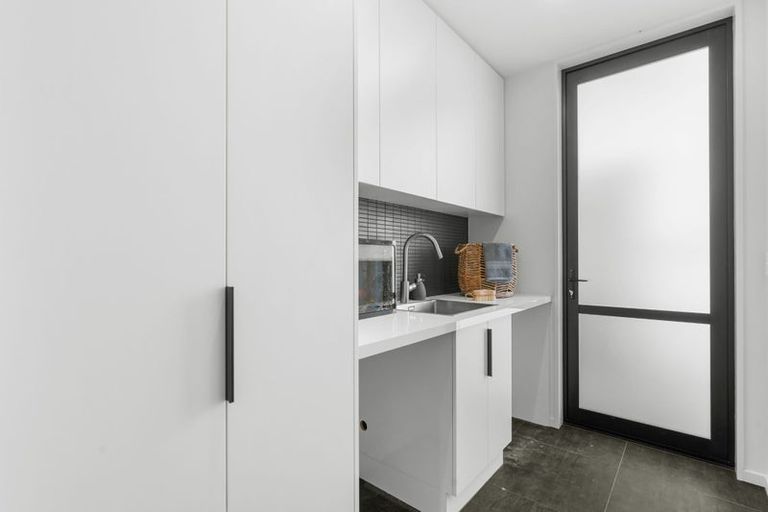 Photo of property in 42 Tui Street, Fendalton, Christchurch, 8041