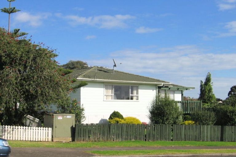 Photo of property in 21 Charntay Avenue, Clover Park, Auckland, 2019