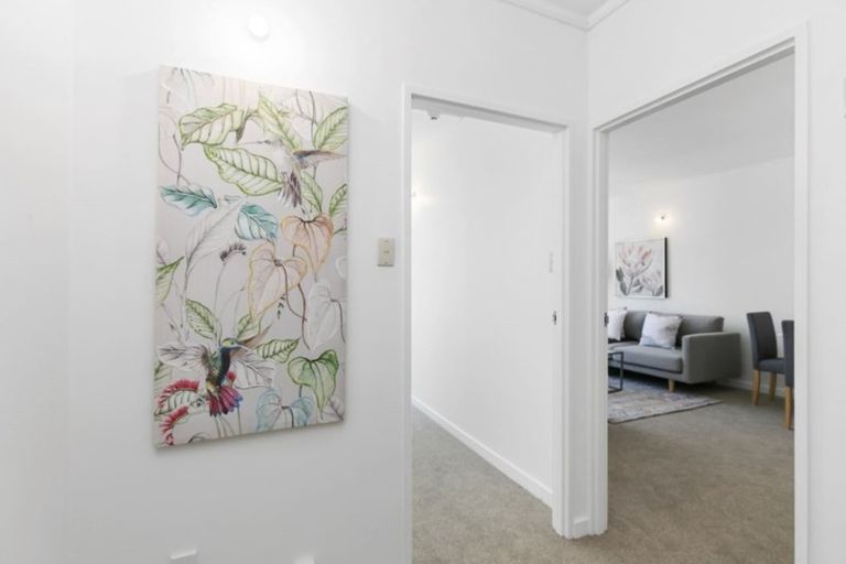 Photo of property in Hobson Court Flats, 22/70 Hobson Street, Thorndon, Wellington, 6011