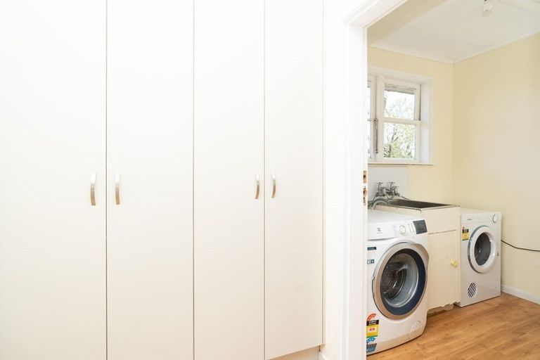 Photo of property in 30 Holland Road, Fairfield, Hamilton, 3214