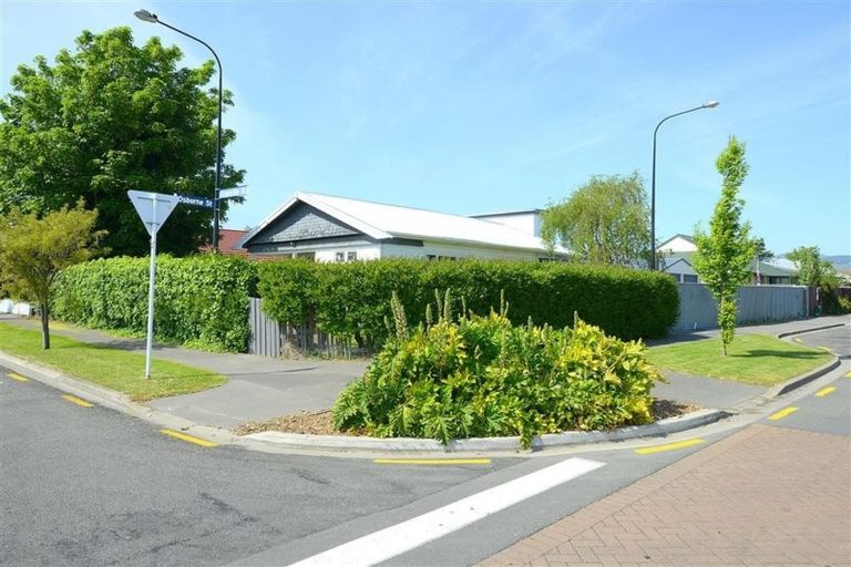 Photo of property in 40 Grenville Street, Waltham, Christchurch, 8011