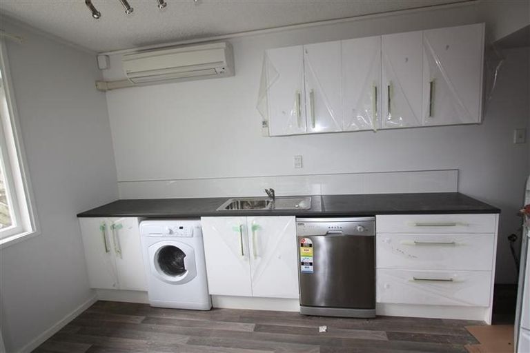 Photo of property in 11a Britannia Street, Petone, Lower Hutt, 5012