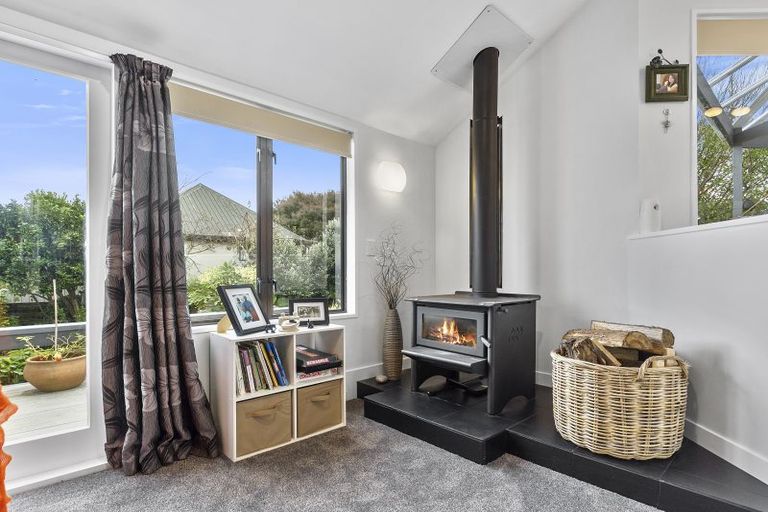 Photo of property in 36 Victory Street, Welcome Bay, Tauranga, 3112