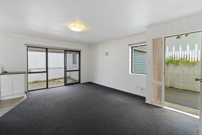 Photo of property in 2/11a Union Street, Claudelands, Hamilton, 3214