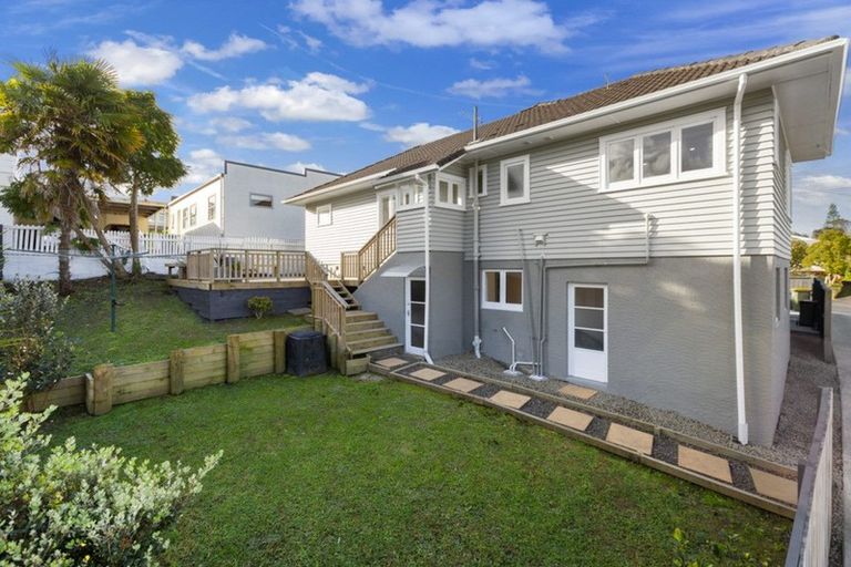 Photo of property in 41 Parker Avenue, New Lynn, Auckland, 0600