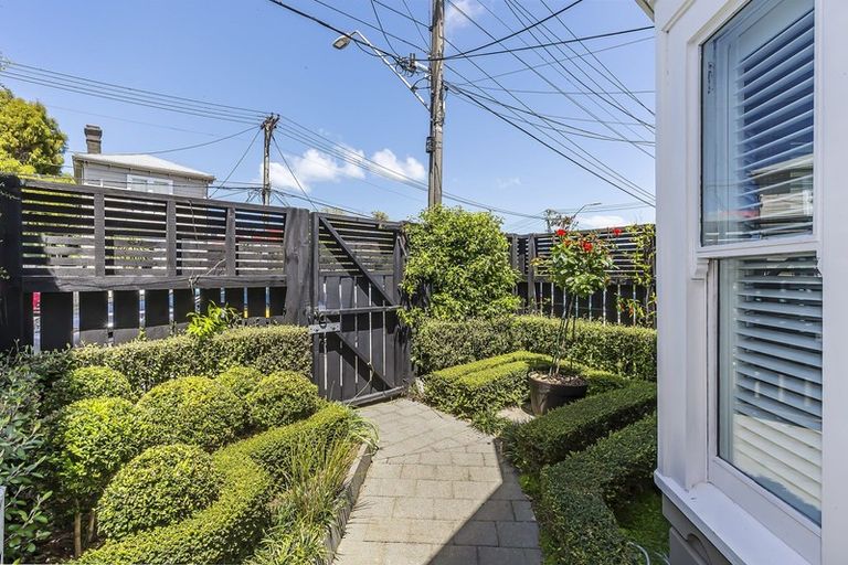 Photo of property in 109 Constable Street, Newtown, Wellington, 6021