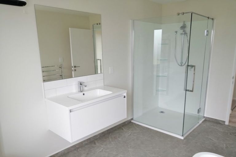 Photo of property in 18 Kura Lane, Aranui, Christchurch, 8061