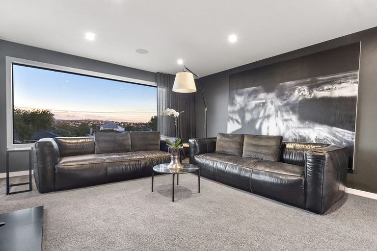 Photo of property in 48 Parkhill Road, Mellons Bay, Auckland, 2014