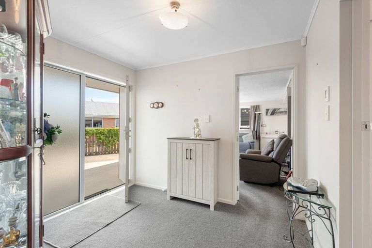 Photo of property in 38 Doon Street, Mosgiel, 9024