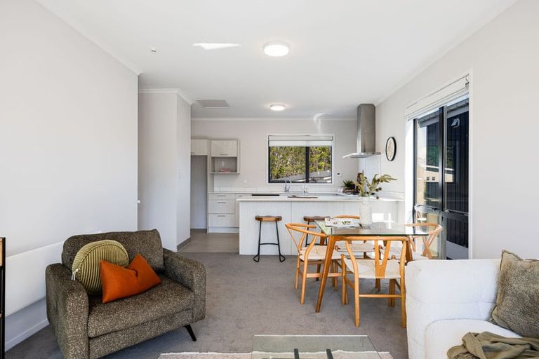 Photo of property in 5 Awamarino Way, Westgate, Auckland, 0614