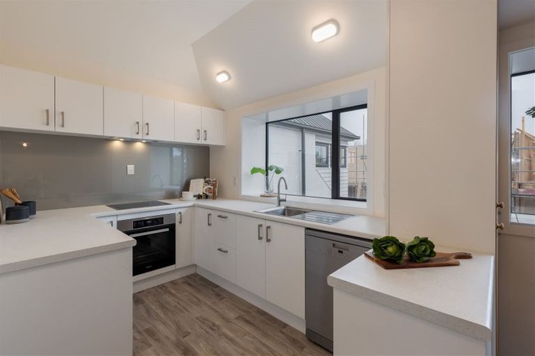 Photo of property in 2/161 Deans Avenue, Riccarton, Christchurch, 8011