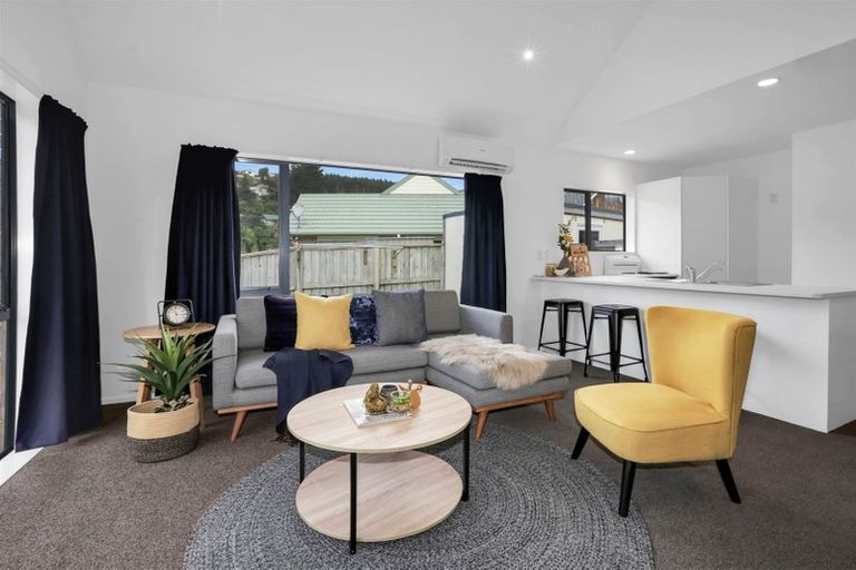 Photo of property in 43b Apple Terrace, Ranui, Porirua, 5024