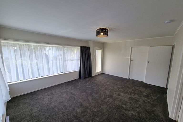 Photo of property in 1/27 Sydney Street, Hauraki, Auckland, 0622