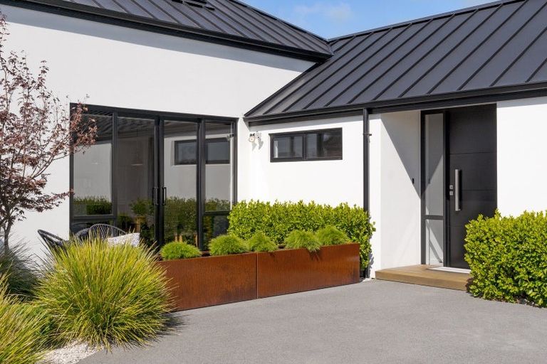 Photo of property in 5 Kawharu Street, Marshland, Christchurch, 8083