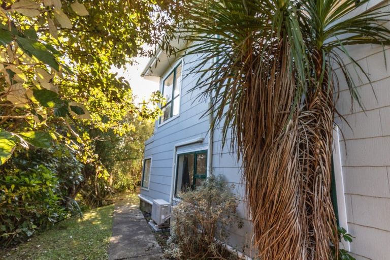 Photo of property in 82 Pembroke Road, Northland, Wellington, 6012