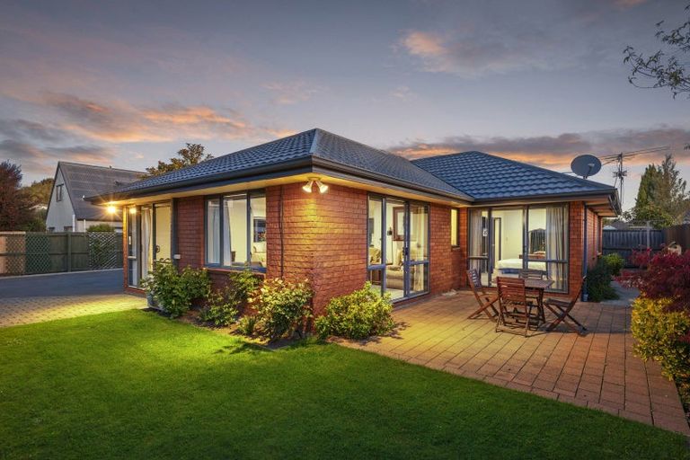 Photo of property in 46 Oxley Avenue, St Albans, Christchurch, 8014