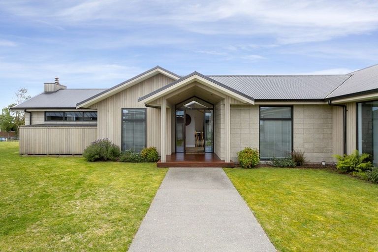 Photo of property in 71 Victory Drive, Wharewaka, Taupo, 3330