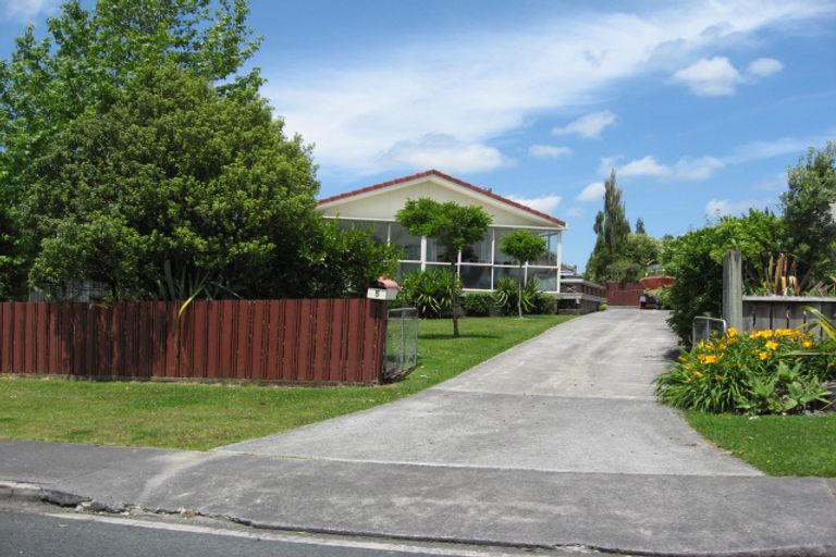 Photo of property in 5 Pinotage Place, Huapai, Kumeu, 0810